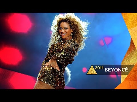 Beyoncé - Crazy In Love (Glastonbury 2011)