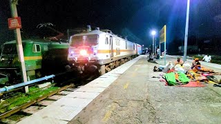 New Delhi - Mata Vaishno Devi Katra Uttar Sampark Kranti Express Arriving Att Ambala Cantt