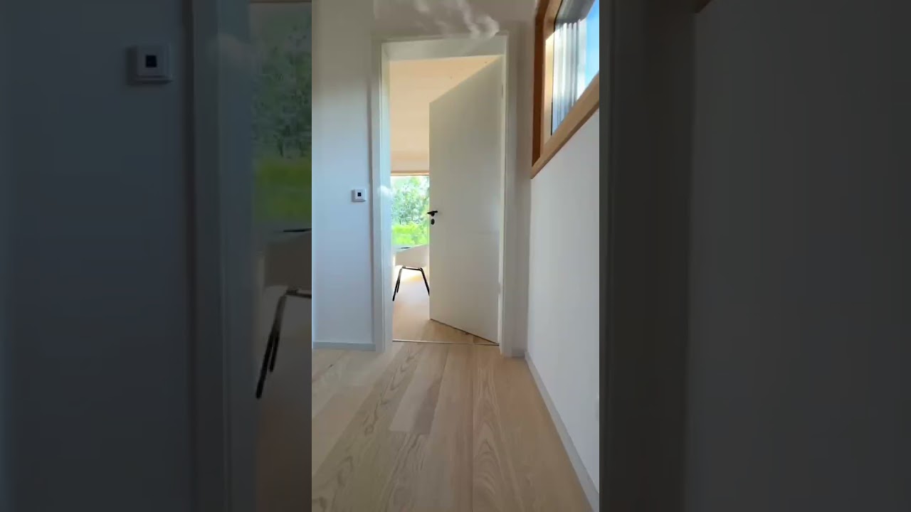 Ein Holzhaus aus Modulen von @sonnleitnerholzbauwerke im Schnelldurchlauf 📹 