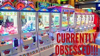 Currently Obsessed With the Claw Machine | Tom's World screenshot 5