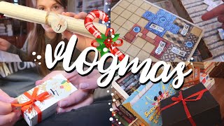 Распаковочно-подарочный VLOGMAS #3🎁🎲ОГРОМНЫЙ книжный бокс и настолки