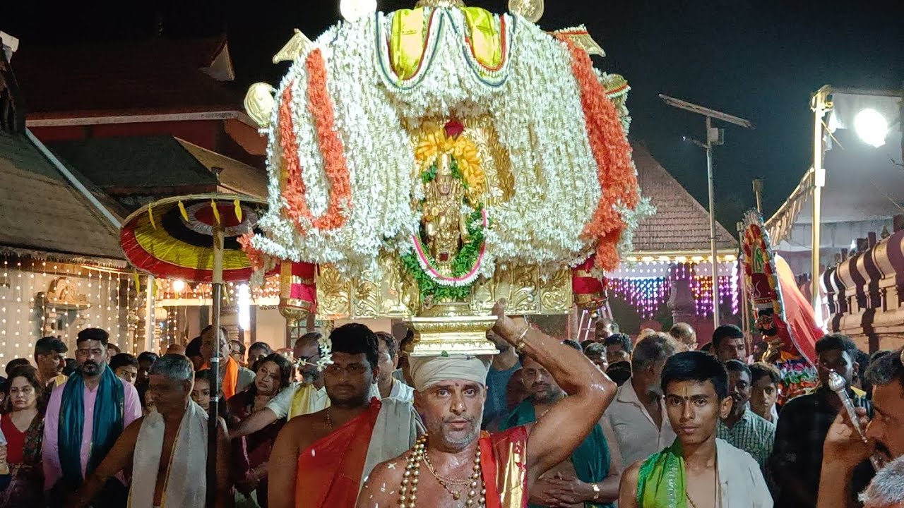 💐💥ಕಾಪು ಸಾವಿರ ಸೀಮೆ ಒಡೆಯ ಶ್ರೀ ಲಕ್ಷ್ಮೀ ಜನಾರ್ಧನ ದೇವರ ಉತ್ಸವ ಬಲಿಪೂಜೆ💥💐 #tulunadu #temple #viralvideo 