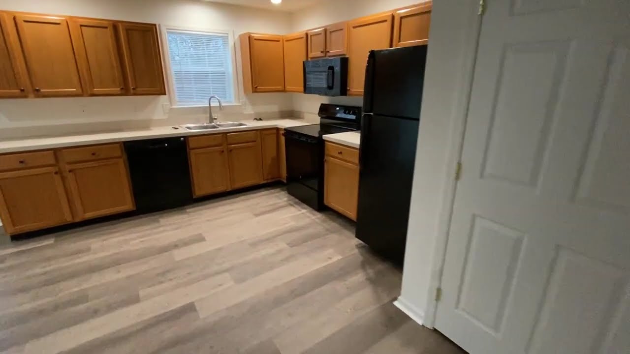 Parker 736 Townhome with Garage