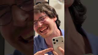 Самый СМЕШНОЙ БАГ iOS 26!