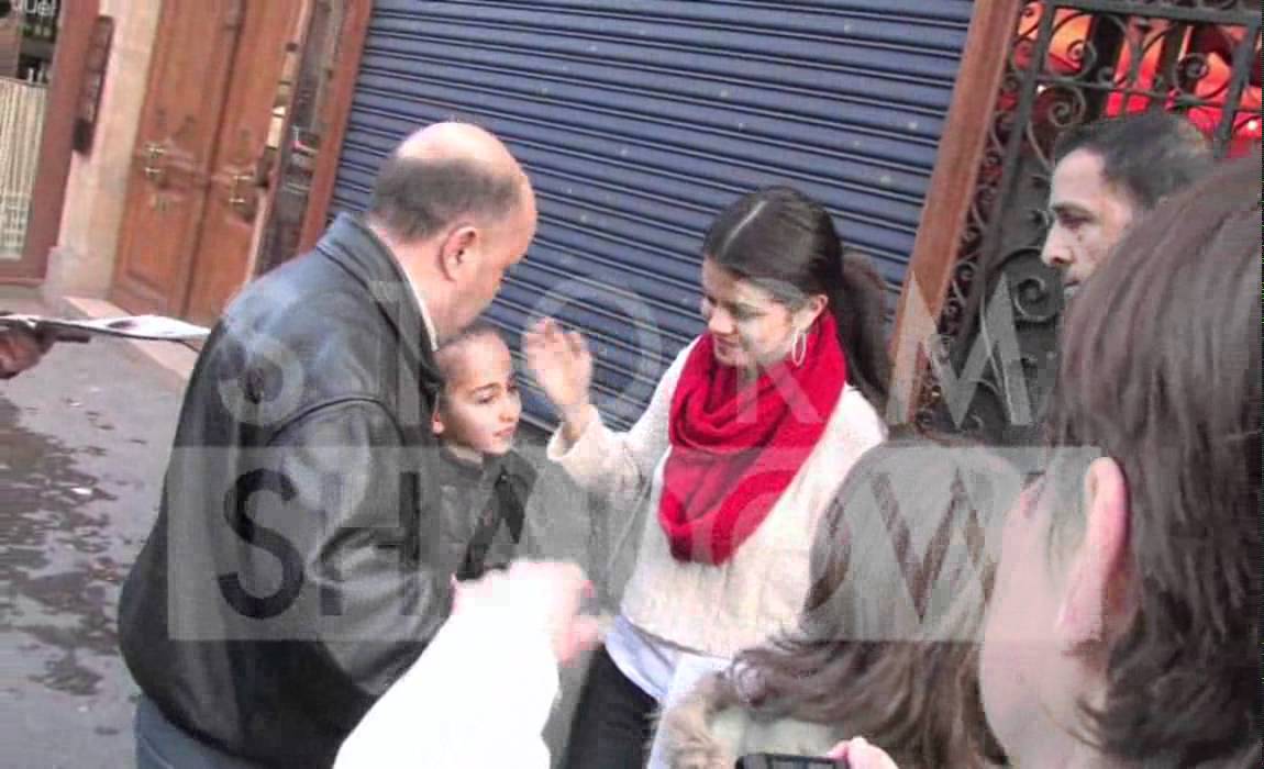 Cute Selena Gomez shopping in Paris
