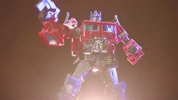 Transformers Studio Series 01 Deluxe Class