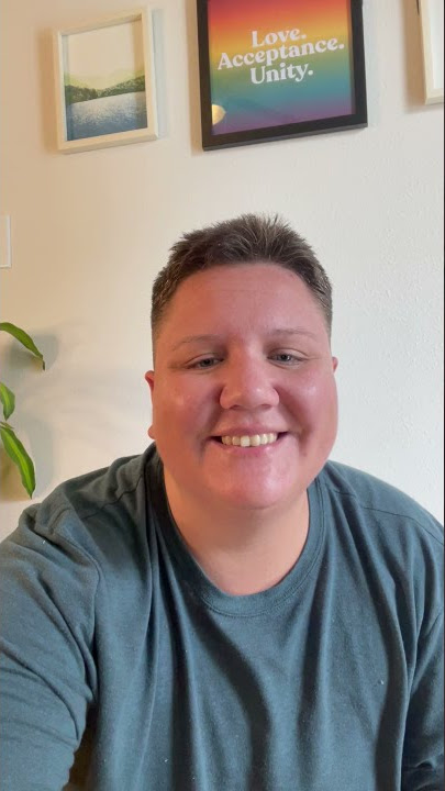 Erkaklar umumiy hojatxonasida gey porno Talabalar kirish porno onlayn