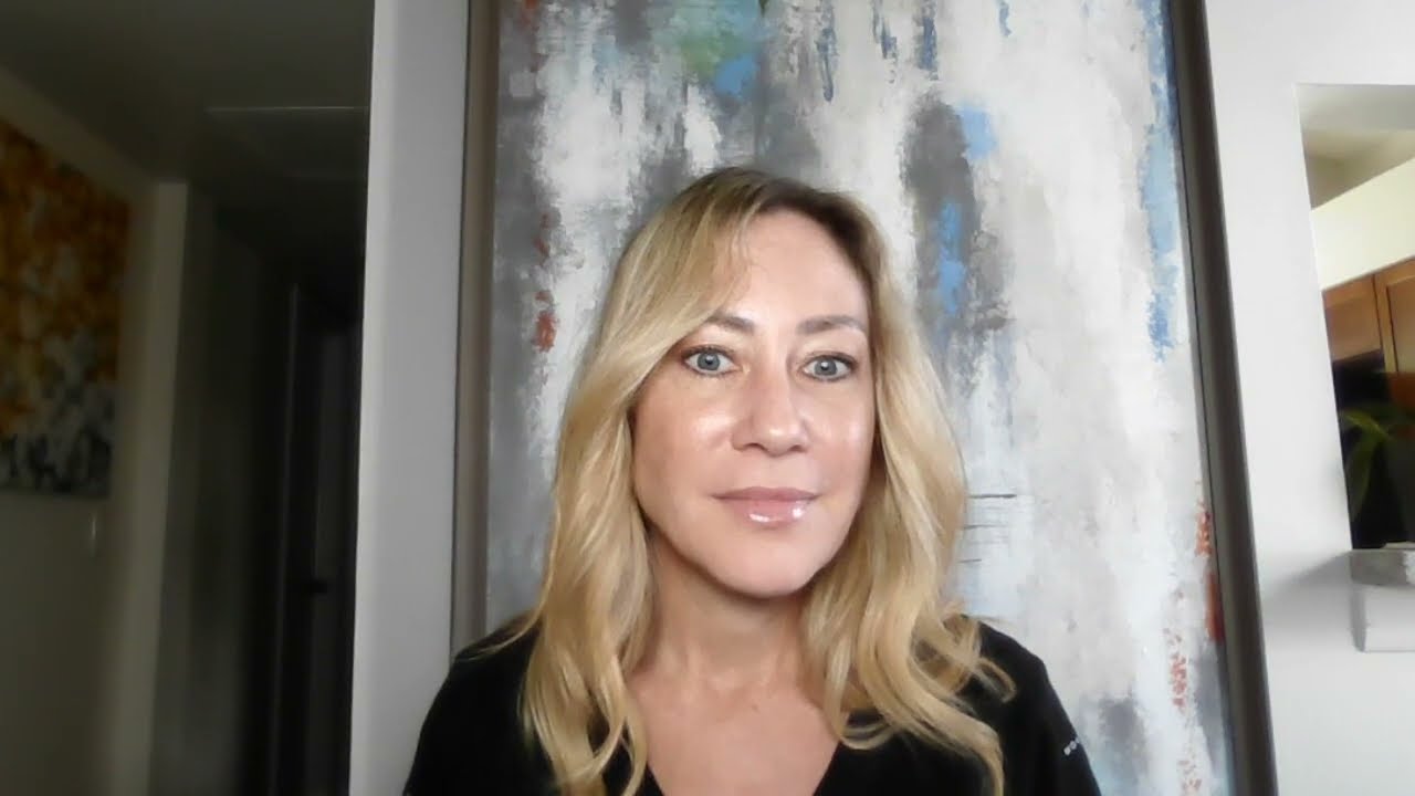 Getting Noticed in your Career Search Resume, LinkedIn & Interview Services from Kelly Matczak