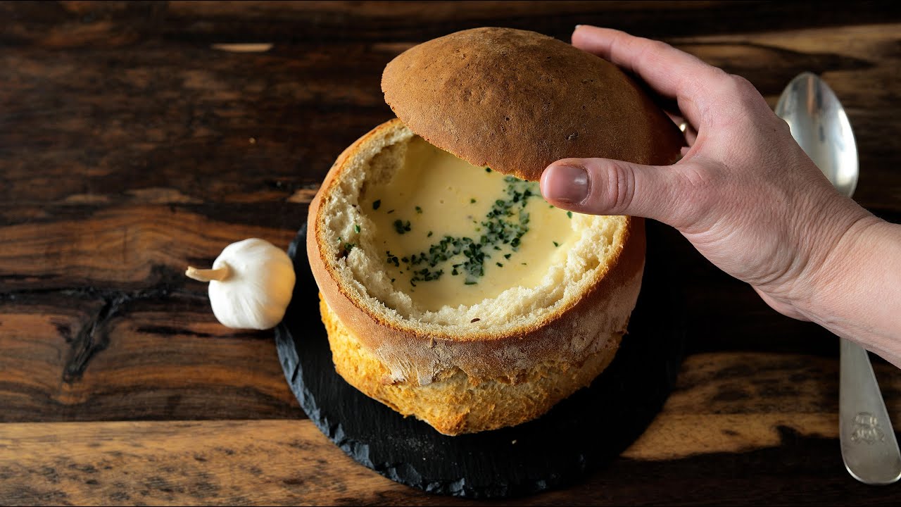 Если вы любите суп, попробуйте этот вкусный чесночный суп.