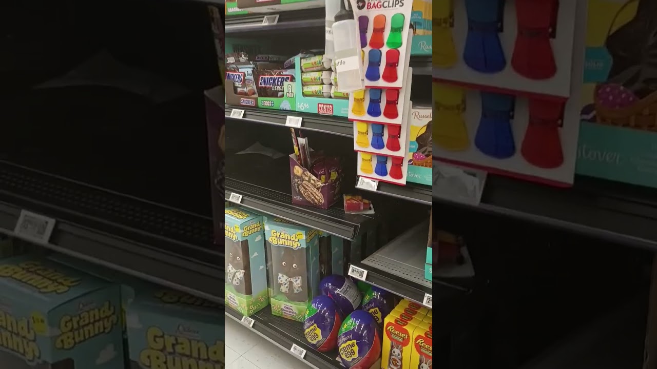 Товары ко Пасхе и Дню Святого Патрика в Walmart 21/2026