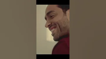 شعرها ناعم كالليل الك حل اللى مزهزه عينها عجبانى الغمازة اللى على الخد اللى بتزينها رامي جمال 