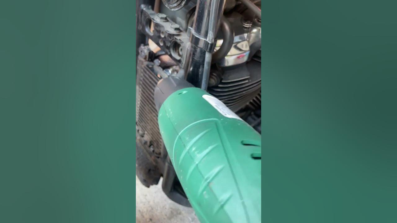 How to remove oil lines on my Harley - Part 2 - YouTube