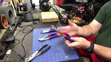 Workpro 4pc pliers and wrench set