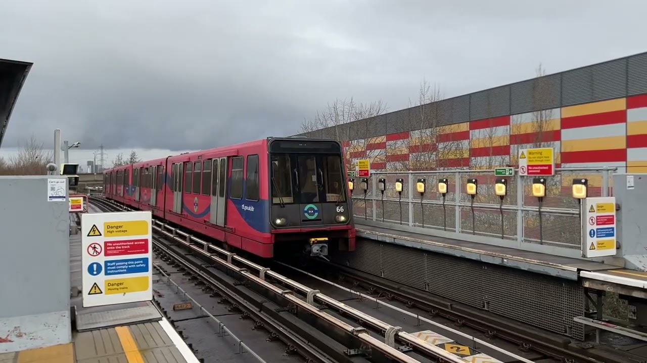 Gallions Reach: Стремись к звездам