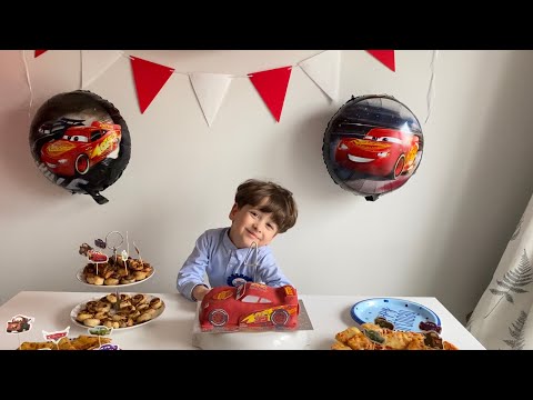 غنوا لحبيبي وقدموا له التهاني اهداء لابني حبيبي يوسف بعيد ميلاده