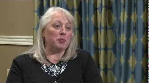 Nancy Goins, Caterpillar Financial Services discus...