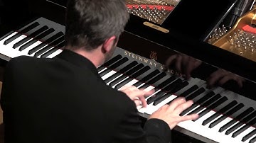 Peter Jablonski plays Hungarian Rhapsody No.15 in A minor "Rákóczi March" by Franz Liszt