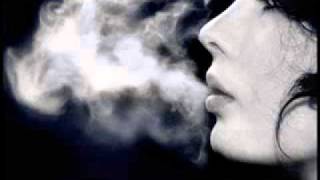 Xerxes Feat.Aleah - Inhale. chords