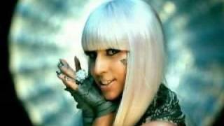 Lady Gaga Sings Paparazzi