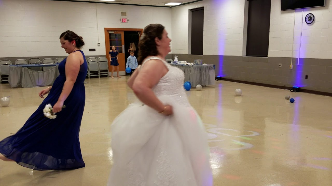 Bouquet toss/Wedding Proposal YouTube