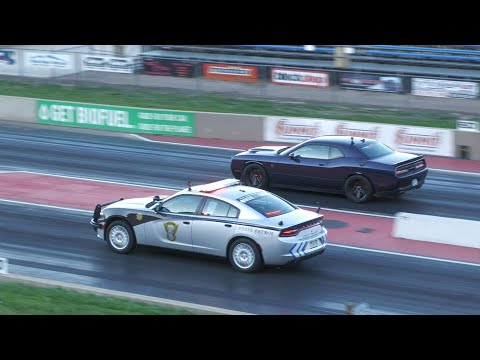 Muscle Cars vs Police