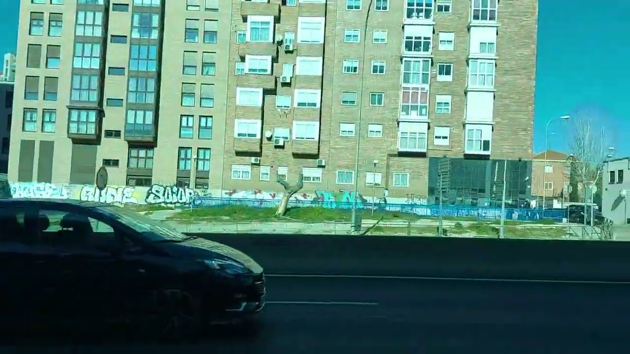 EMT Madrid (Linea 33 36 39 65) El Olivillo - Avenida de Portugal