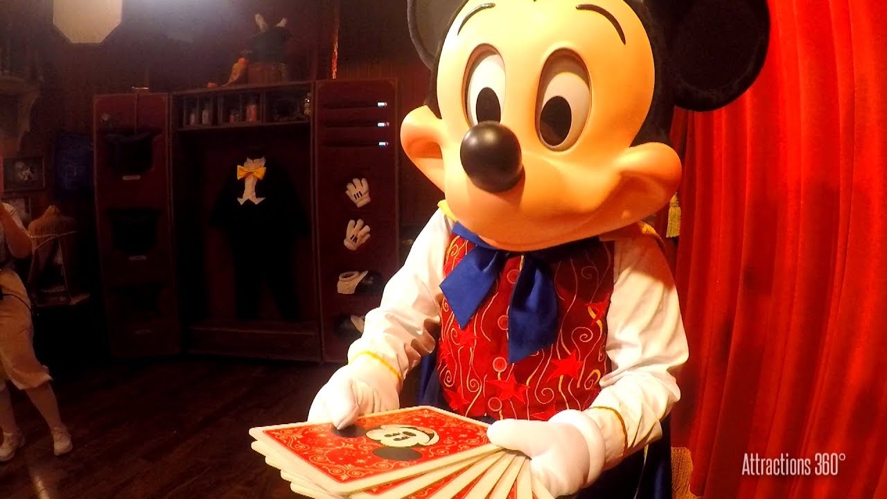 Talking Mickey Mouse doing Magic Card Trick - Walt Disney World - YouTube