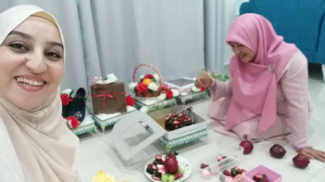 تقاليد الخطوبة في ماليزيا ( خطوبة ربيبي ) 💍😊