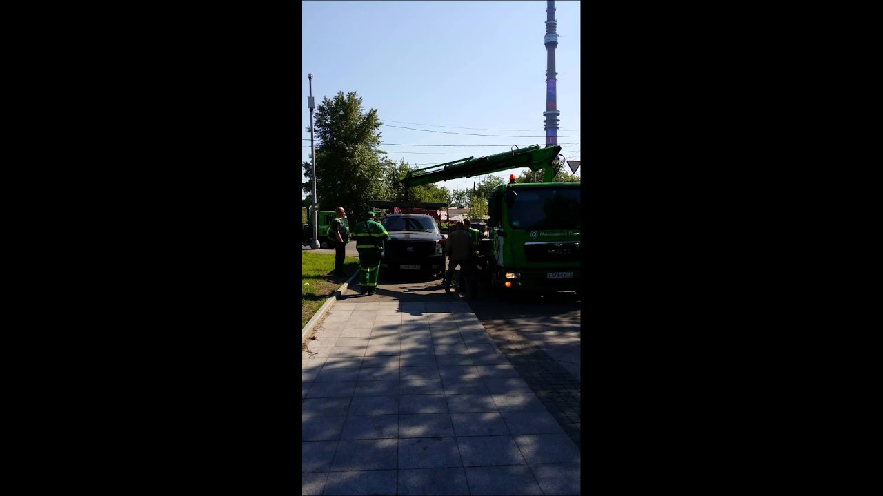 Кадиллак и эвакуатор