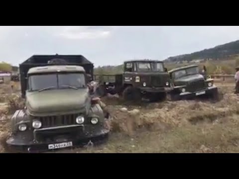 Видео: Кто круче Урал,ЗИЛ 131 или Газ 66/ ZIL131 URAL GAZ66