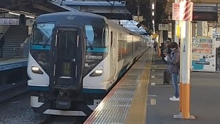 【特急踊り子7号運転に伴う送り込み回送（国府津→品川）】E257系2000番代ｵｵNA-12編成が回送電車として大船駅2番線を通過！2026.1.24.8.29 〜ジョイント音最高〜