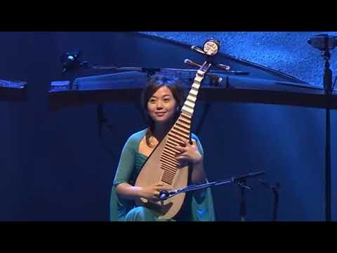 女子十二楽坊- 2005 日本公演（敦煌音乐会） - YouTube