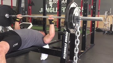 Why Do People Use Chains For Bench Press?
