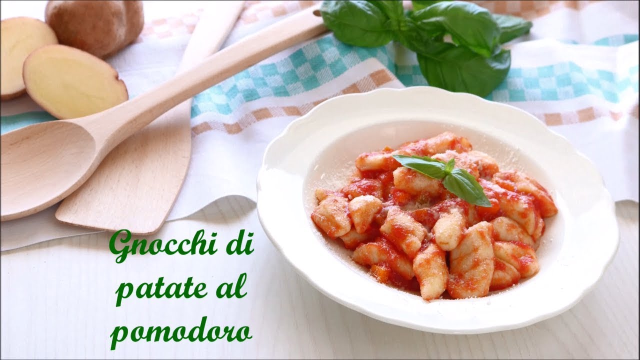 GNOCCHI DI PATATE al pomodoro😋 | ricetta facile | come quelli della nonna! | potato gnocchi