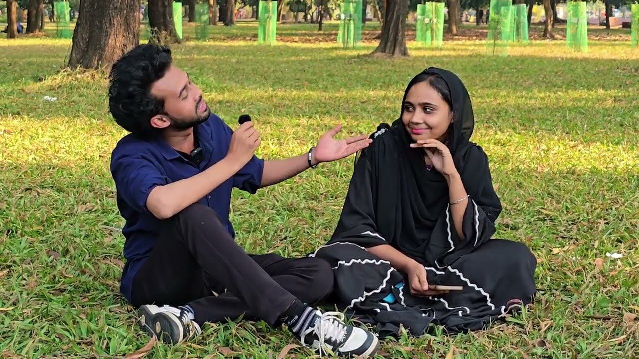 মেয়ে পটাতে গিয়ে কট খেলো রনি। মেয়েটি জাপটে ধরলো জাপটে ধরলো #ভাইরাল_বৃষ্টি #BMW #অতীত #পাগল_রনি   