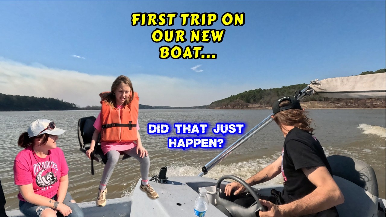 CAN'T BELIEVE THIS HAPPENED THE FIRST TIME WE USED IT?  | boat, couple, tiny house, off-grid |