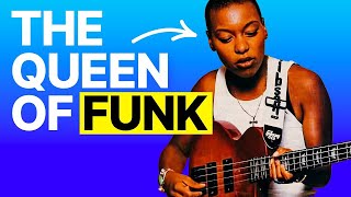 Pro Bassist Teaches FUNKIEST Bass Line of ALL TIME!
