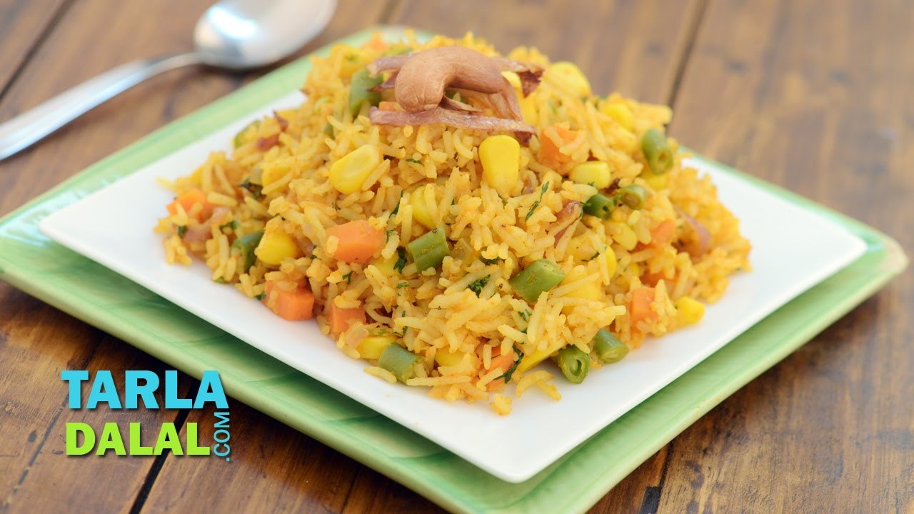 कॉर्न और वेजिटेबल  पुलाव (Corn and Vegetable Pulao) by Tarla Dalal