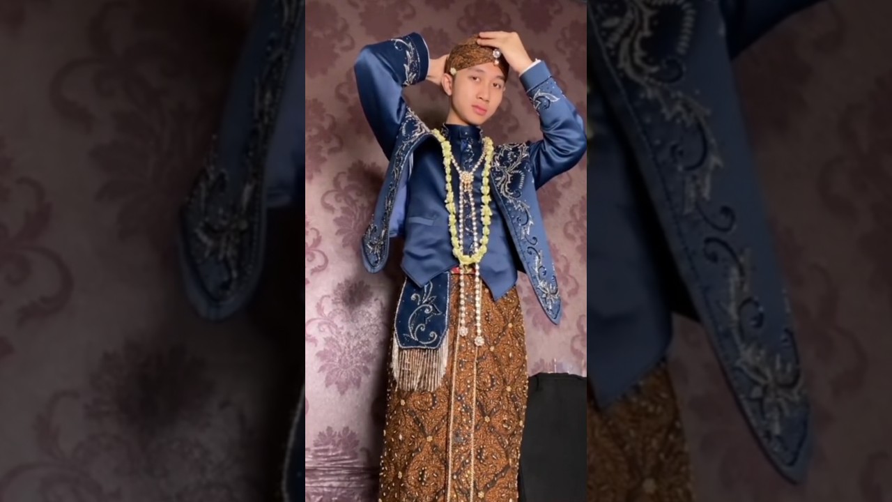 Baju ada jawa emang keliatan keagungannya #makeup #wedding #makeuppengantin #makeupartist