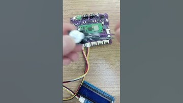 ROBO PICO using Mini Reed Switch and LCD Display