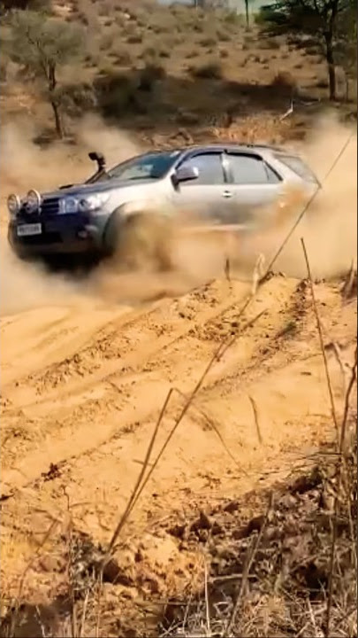 Old Toyota Fortuner type 1 | First Attempt Fail 😅| #toyota #fortuner #4x4 #offroad #viral #shorts