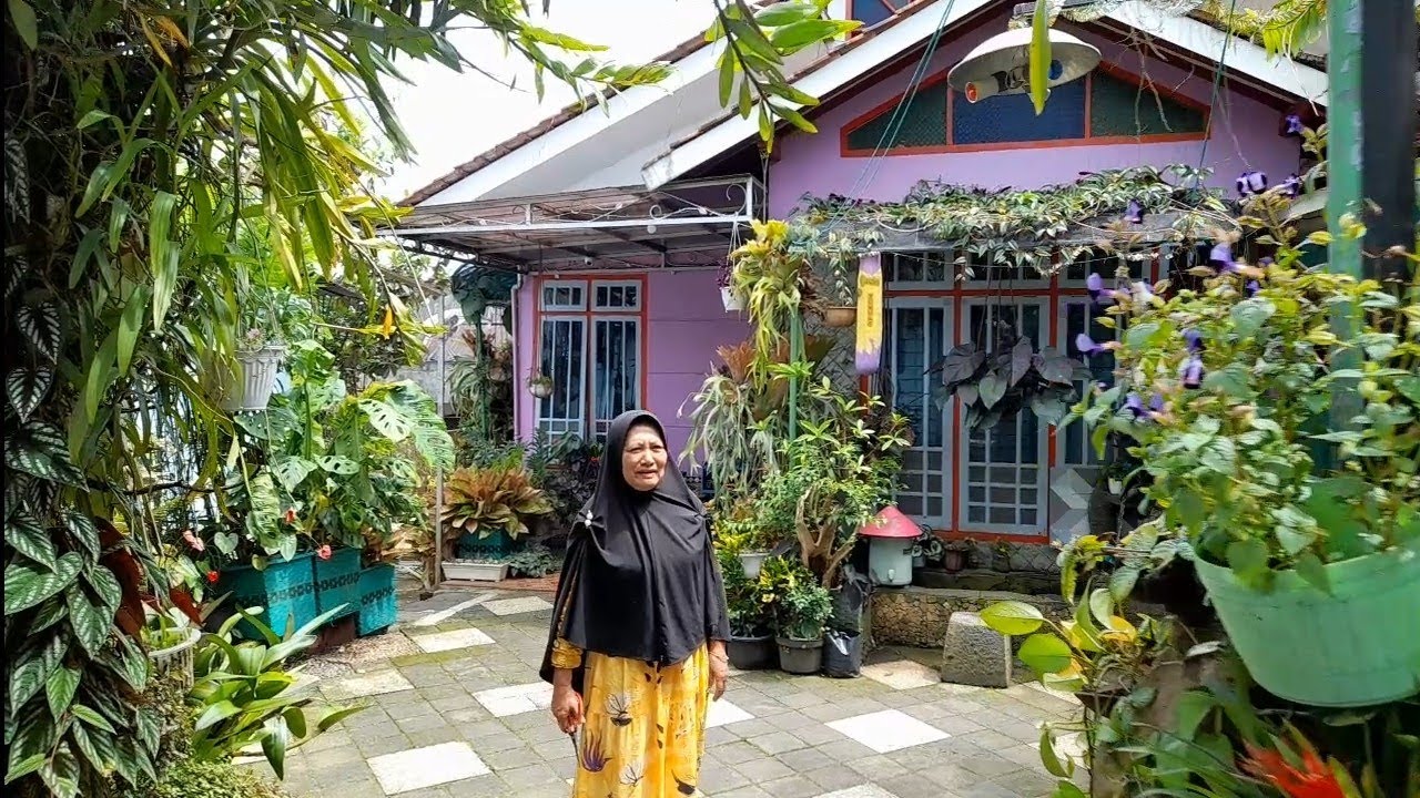 RUMAHNYA BIKIN IRI PEMIRSA 🏡 MASUK KE RUMAH BU LIS SERASA DI TAMAN SURGA 🤲 TANHIASE MUMBYUK² TERTATA