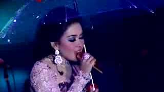 Rhoma Irama feat Syahrini -- SYAHDU --  Lagu Dangdut Kenangan 1970 - 1980 an