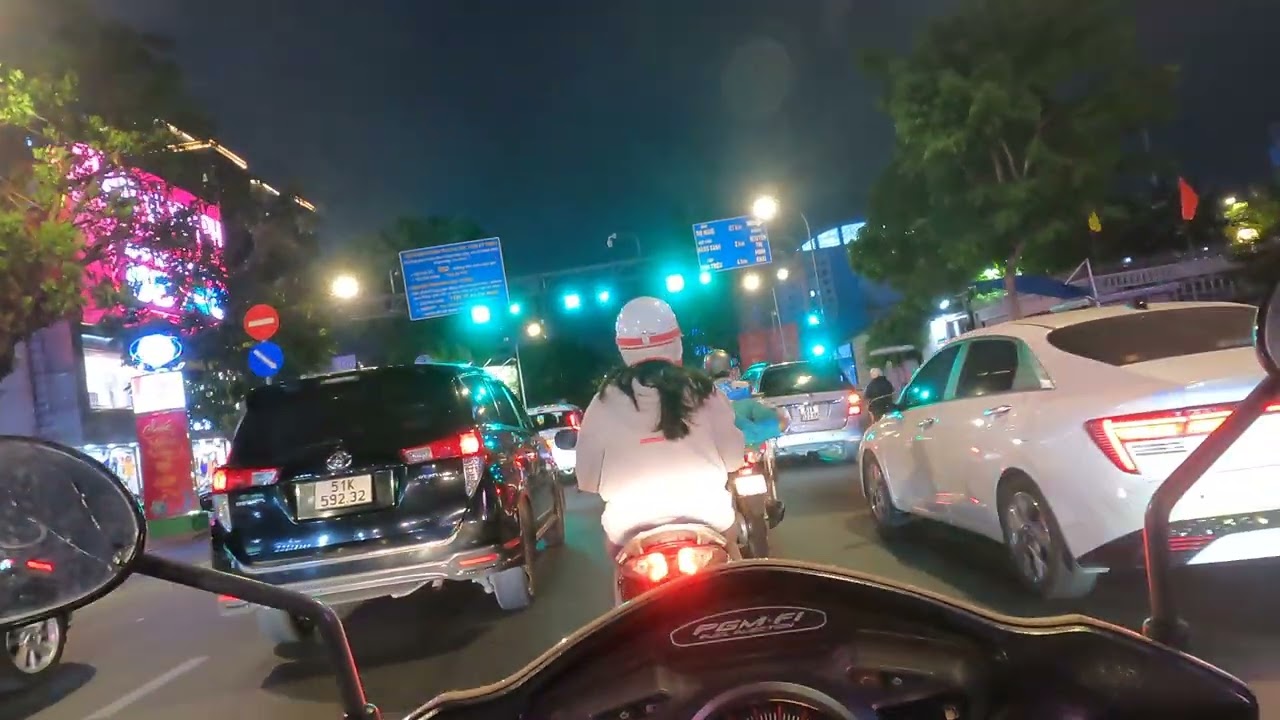 📍 POV Saigon: Từ Sala Quận 2 về lại Tân Bình (Sân Bay Tân Sơn Nhất)