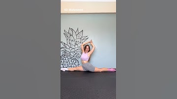 Front Split Tutorial🔥👍🏻 #easytips #gymnast #easysplit #howtosplit #shorts #flexibility #split