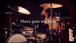 Foo Fighters - My Hero - ACOUSTIC (Lyric Video)