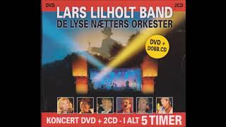 Video thumbnail of "Lars Lilholt Band - Kun En Jord (Official Audio)"