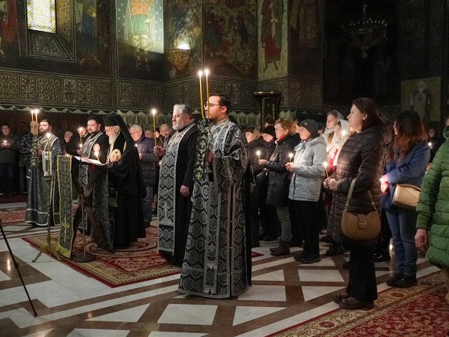 Prima zi a Postului Mare, la Catedrala Arhiepiscopală din Galaţi