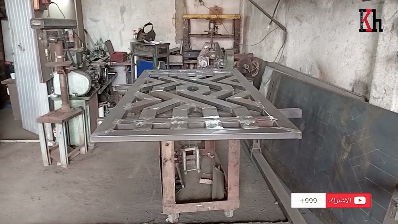 شكل هندسي بسيط لديكور باب حديد ان اتبعت هذه الخطوات ستتمكن من صناعة هذه الاشكال وما شابه