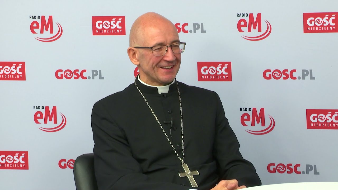 Pierwsza rozmowa w Radiu eM z abp. koadiutorem Adrianem Galbasem